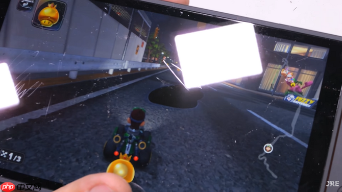 国外玩家暴力测试Switch 2耐久性 刀割火烧不建议模仿