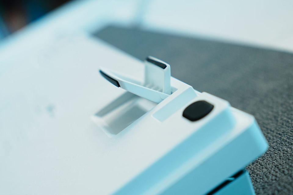 当极简主义遇上电竞基因! 雷蛇猎魂光蛛V3专业竞技版键盘开箱测评