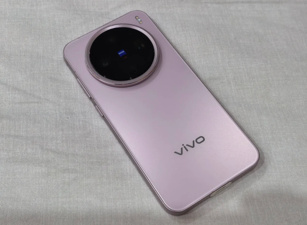 卧槽,2025机皇集体大跳水:五款“神仙价”旗舰手机 卧槽,2025机皇集体大跳水:五款“神仙价”旗舰手机