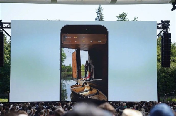 iOS 7后最大变革！苹果iOS 26发布：全局液态玻璃、AI无处不在