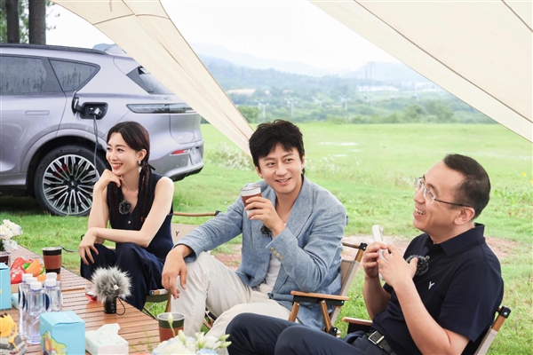 全系标配华为乾崑智驾ADS4 岚图FREE+正式预售22.99万元起