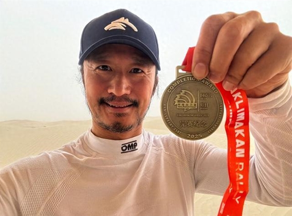51岁获环塔拉力赛SS9赛段冠军！吴京：非常不一样的人生体验