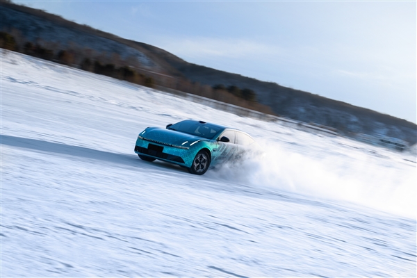 全系四驱 领克10 EM-P配置信息公布：用上英伟达最新芯片