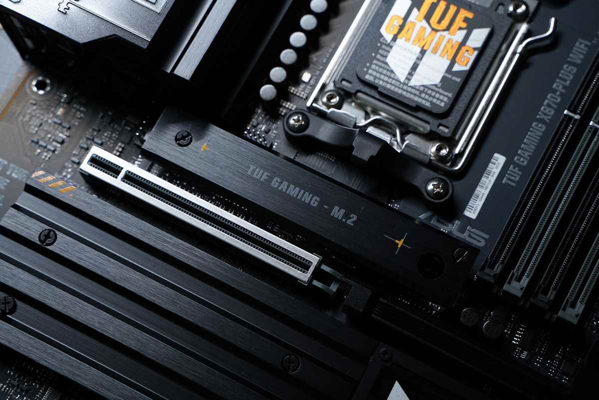 锐龙7 9800X3D和锐龙9 9950X3D游戏性能差多少? 两款处理器对比测评