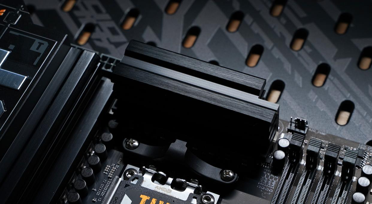 锐龙7 9800X3D和锐龙9 9950X3D游戏性能差多少? 两款处理器对比测评