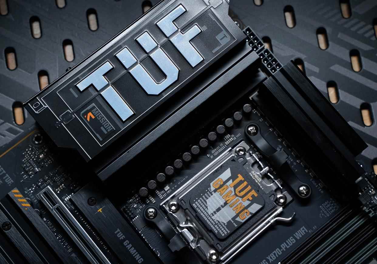 锐龙7 9800X3D和锐龙9 9950X3D游戏性能差多少? 两款处理器对比测评