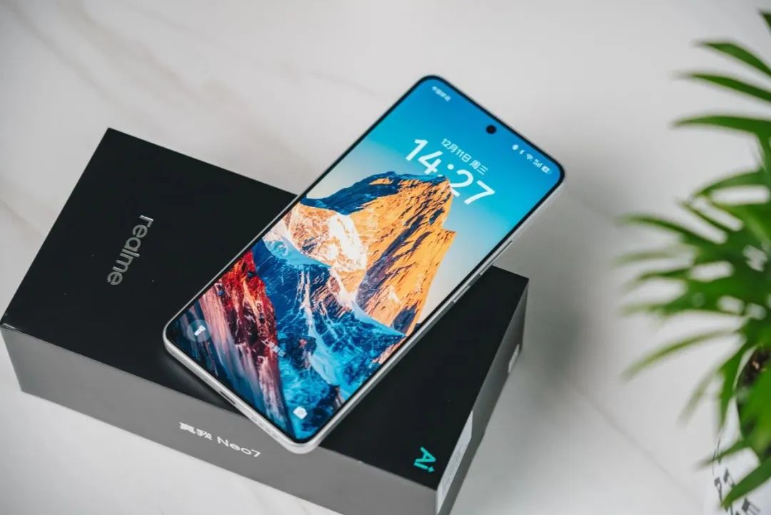 2000以内，5款非常“完美”的直屏手机，512GB价格更亲民