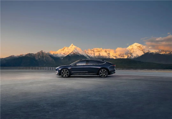 豪车一夜变天 90万起征消费税 有人瑟瑟发抖有人疯狂抢单