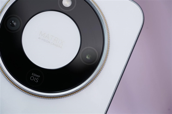 史上最大电池手机！荣耀X70图赏