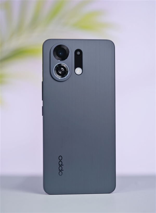 OPPO首款内置风扇手机！OPPO K13 Turbo Pro图赏