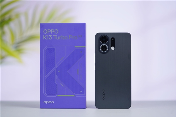 OPPO首款内置风扇手机！OPPO K13 Turbo Pro图赏