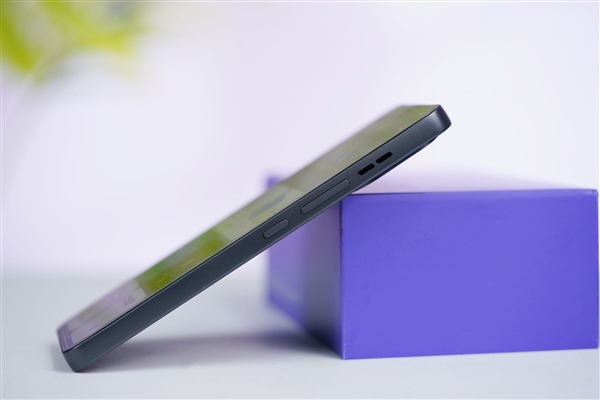 OPPO首款内置风扇手机！OPPO K13 Turbo Pro图赏