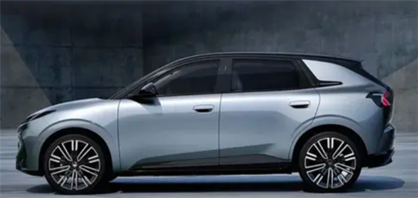 10万级纯电小车再添一员！极狐T1官图发布：8月下旬预售