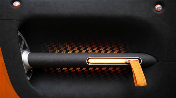 奔驰的新概念车 丑得很难评