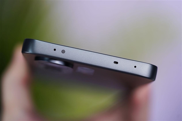 OPPO首款内置风扇手机！OPPO K13 Turbo Pro图赏