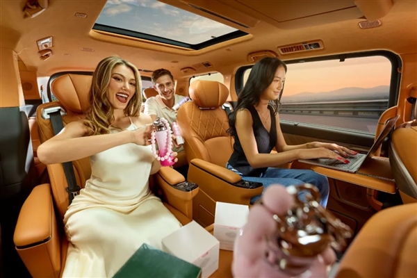 贾跃亭新车卖爆！FX Super One付费预订单已破万