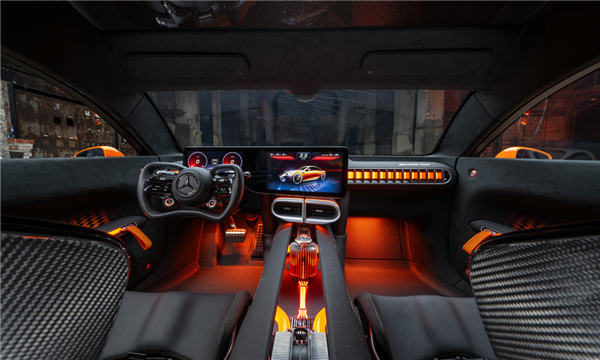 奔驰的新概念车 丑得很难评