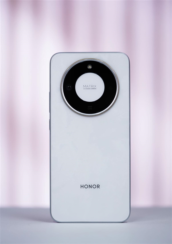 史上最大电池手机！荣耀X70图赏