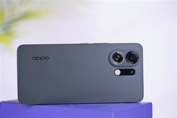 OPPO首款内置风扇手机！OPPO K13 Turbo Pro图赏
