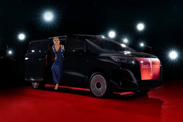 贾跃亭新车卖爆！FX Super One付费预订单已破万