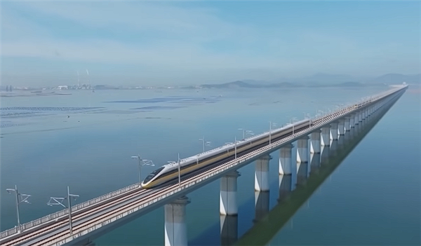 我国建成全球最大的高铁网！营业里程占世界7成以上 碾压美国