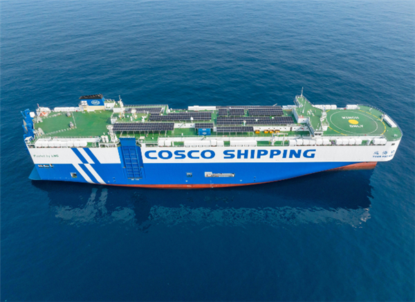 年发电量达41万度！全球最大船载光伏能源汽车运输船完成首航