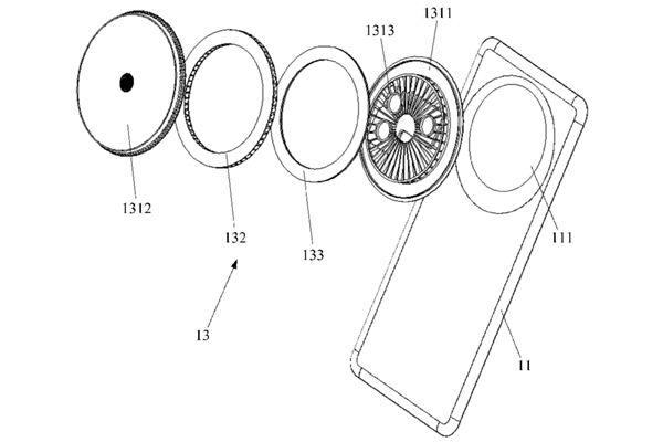 华为Mate 80外观首曝：大圆镜头+散热风扇 辨识度拉满
