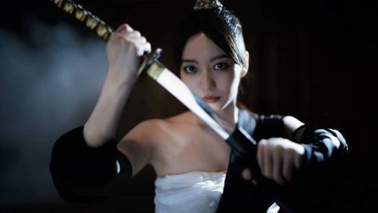 东京实拍！黑帮也要谈恋爱：影游《天命重启》上架