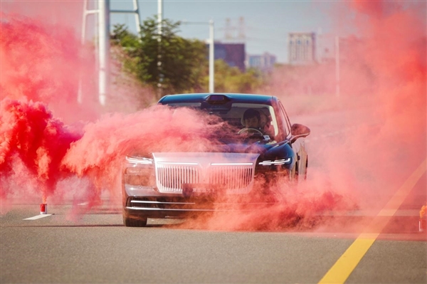 12分钟超充 410公里纯电续航：岚海智混如何解决三大出行痛点