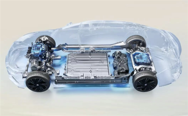 至境L7首搭 别克发布“真龙”增程混动：亏电不再是条虫