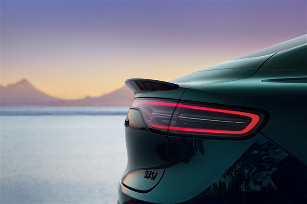 新款智界S7官图发布：新配色、新雷达、小蓝灯都安排上