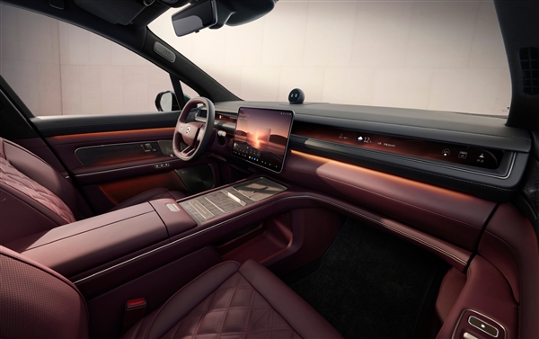 蔚来旗舰SUV登场！全新蔚来ES8预售：41.68万起