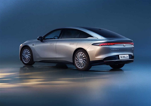 行业乱象丛生！上汽通用回应智驾争议：驾驶员的判断最关键