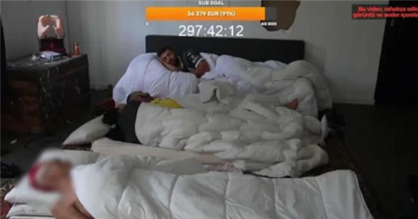 直播300小时后 这名主播被镜头“虐杀”