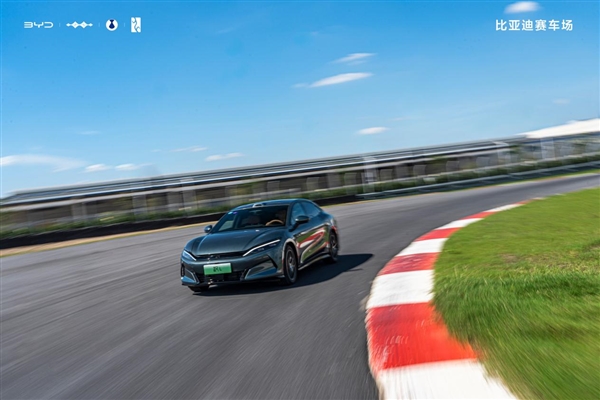 助力百万国人下赛道！比亚迪全地形赛车场开业