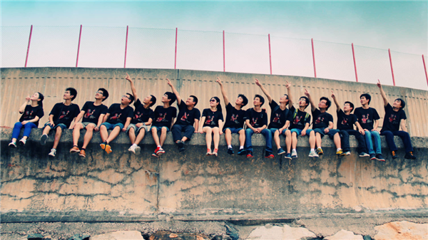 一个比赛 成了十万工程师改变世界的第一步