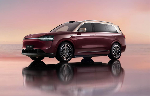 赛力斯：2025年上半年净利润大涨81% 问界汽车交付超14.7万辆