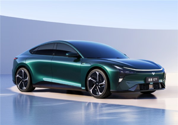 二手车商向车主售卖8888元车辆质保券 极越回应：从未授权