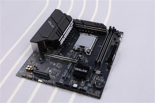 武士出击！影驰联盟B860M WiFi黑武士主板评测