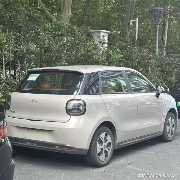 江淮钇为3新版曝光 博主戏称问界M9“老头乐”版