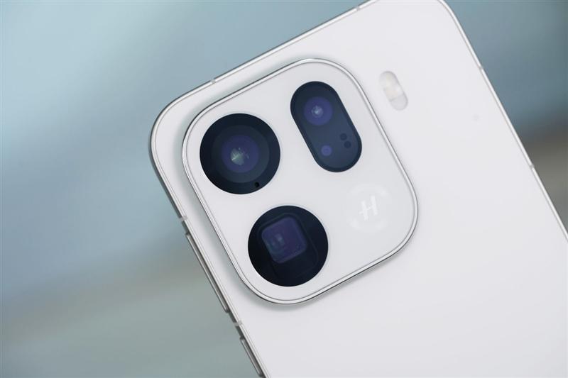 哈苏2亿长焦+7500mAh大电池! OPPO Find X9 Pro手机首发评测