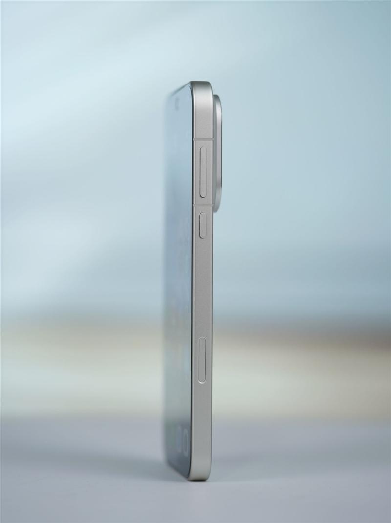 哈苏2亿长焦+7500mAh大电池! OPPO Find X9 Pro手机首发评测