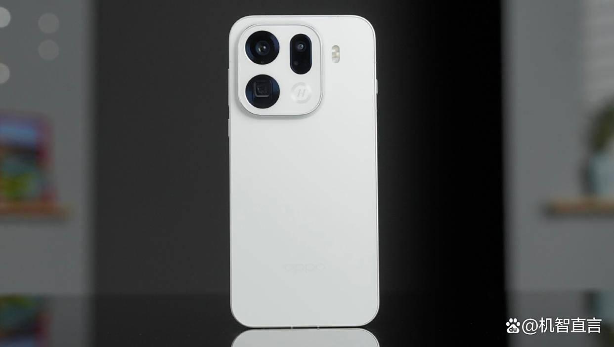 价格相差900元怎么选? 一文看懂OPPO Find X9系列标准版和Pro版区别