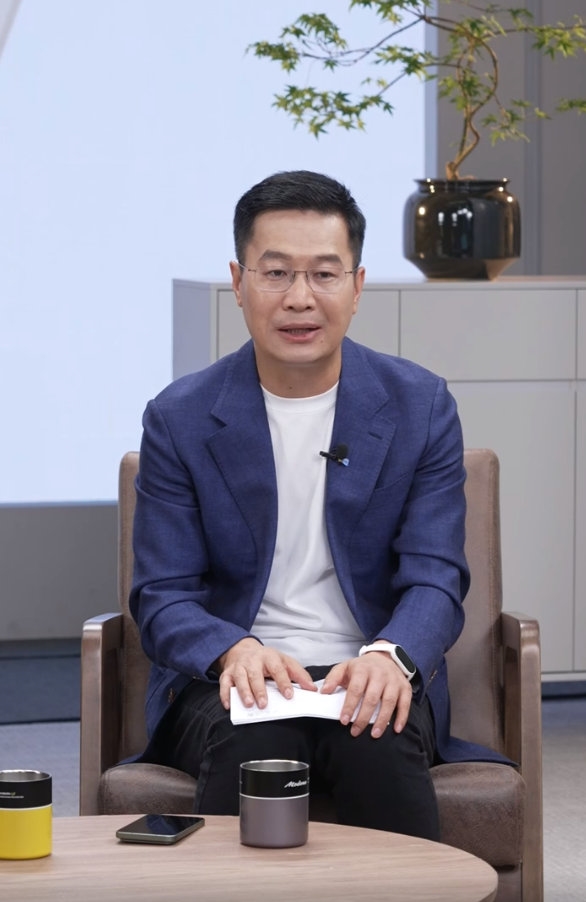 卢伟冰回应小米金沙江充电宝缺货：团队没想到能卖这么好