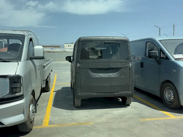 小身材大空间！比亚迪全新纯电K-Car首张预告图发布