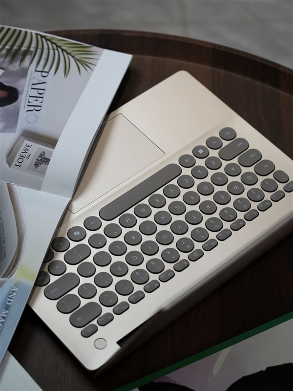 视觉与触感体验革新！WIKO Hi MateBook 14 锐龙版开售福利已就位，4999元起