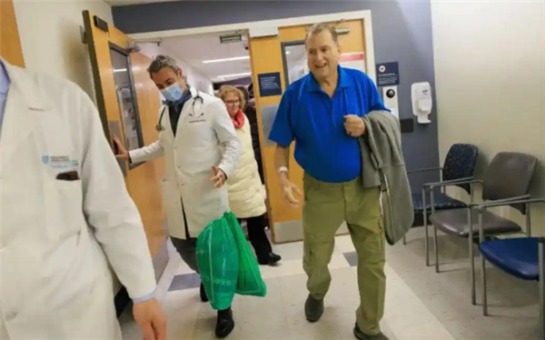 创异种移植新纪录！美国男子体内移植猪肾生存271天