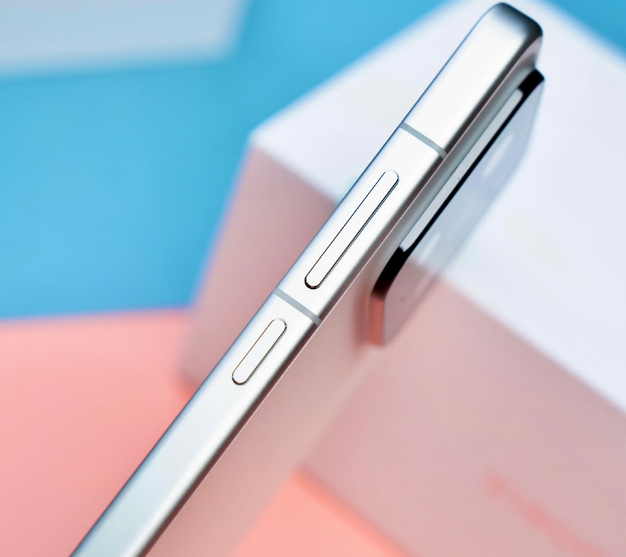 双 11 后捡漏！3 款 16+512GB 旧旗舰大跳水，扛 5 年不怂