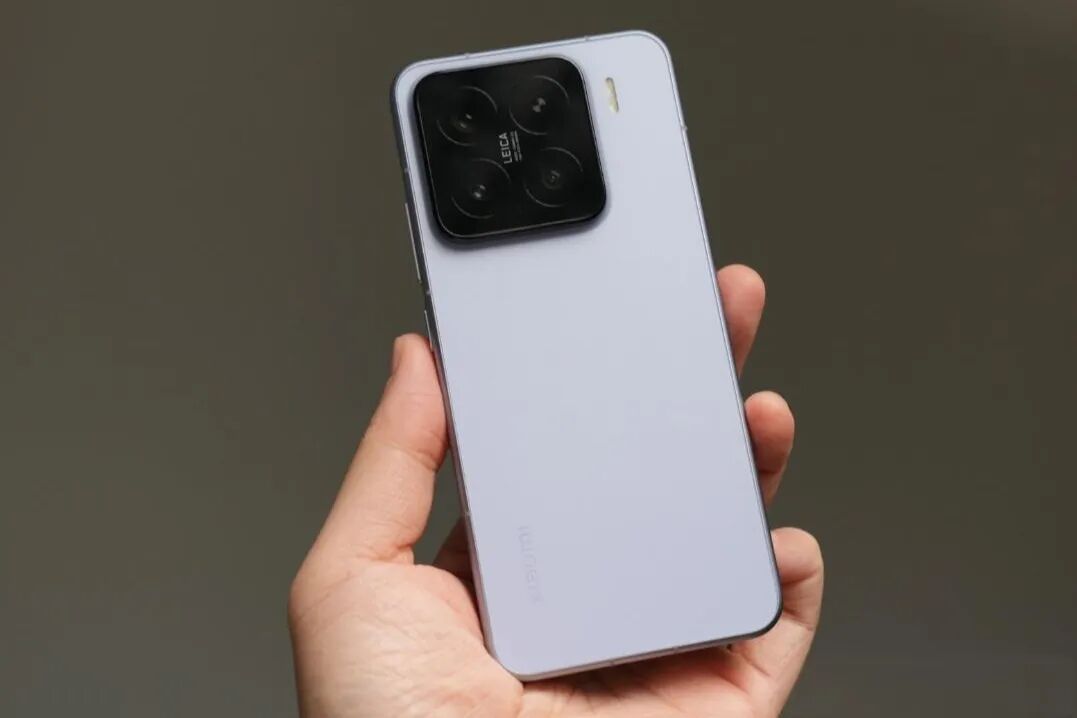 3500 元左右选手机？老旗舰和新中端价持平，这 3 款直屏机口碑拉满