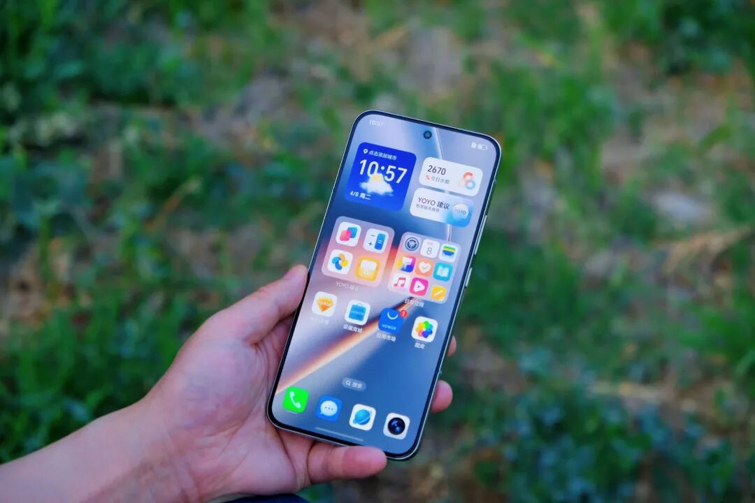 3500 元左右选手机？老旗舰和新中端价持平，这 3 款直屏机口碑拉满